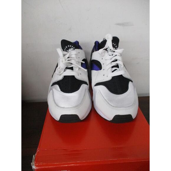 Used Nike Women's Air Huarache Running Shoes - Size 9 US